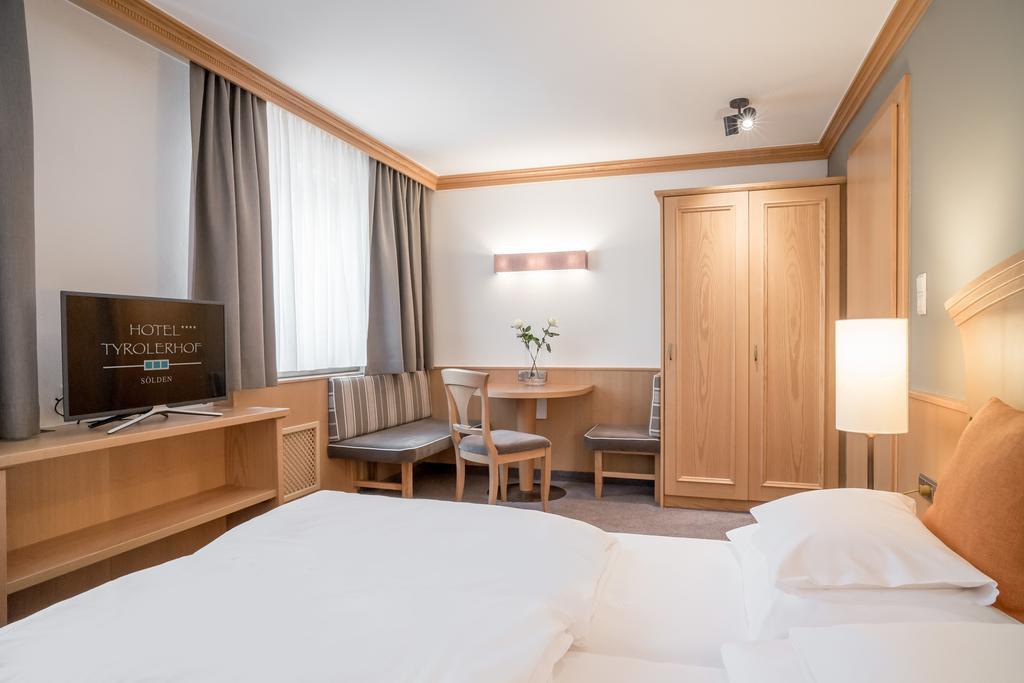 Hotel Tyrolerhof Сьолден Екстериор снимка