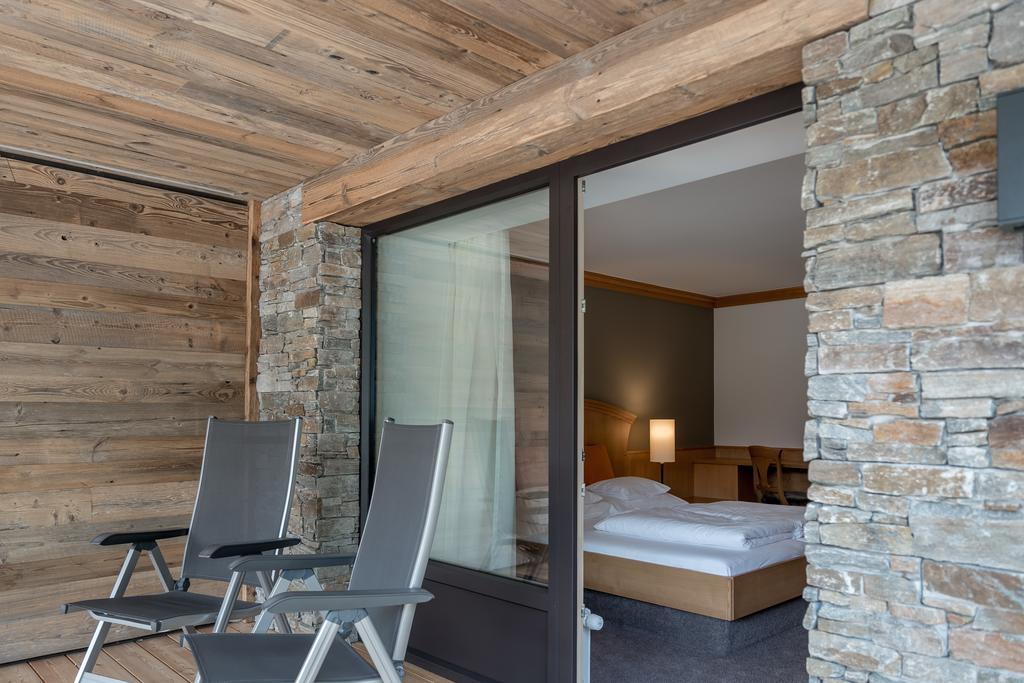 Hotel Tyrolerhof Сьолден Екстериор снимка