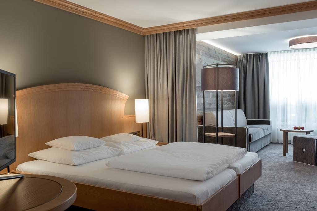 Hotel Tyrolerhof Сьолден Екстериор снимка